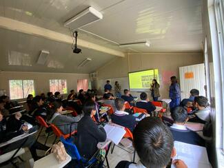 Actividades educativas en escuelas sobre la prevención de la rabia y cuidados de las mascotas