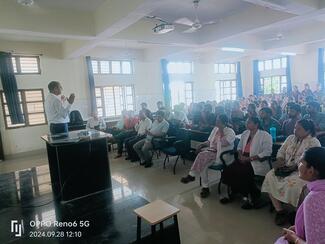 Dean addressing the participants on the WRD