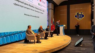 WOAH representative Vasili Basiladze delivering a speech at the World Rabies Day 2025 event in Moscow.