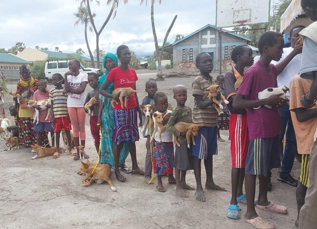 ASAL eXtension pet owners lining up for rabies vaccination